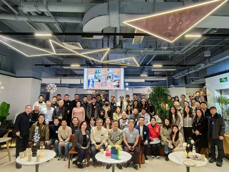 Event Recap | U-KT assisted the Xiamen University alumni reunion party in Suzhou, discussing the new future of biomedicine.